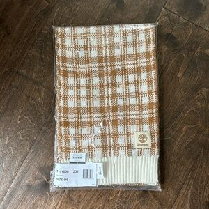 Timberland scarf.  NWT.   Retails 60